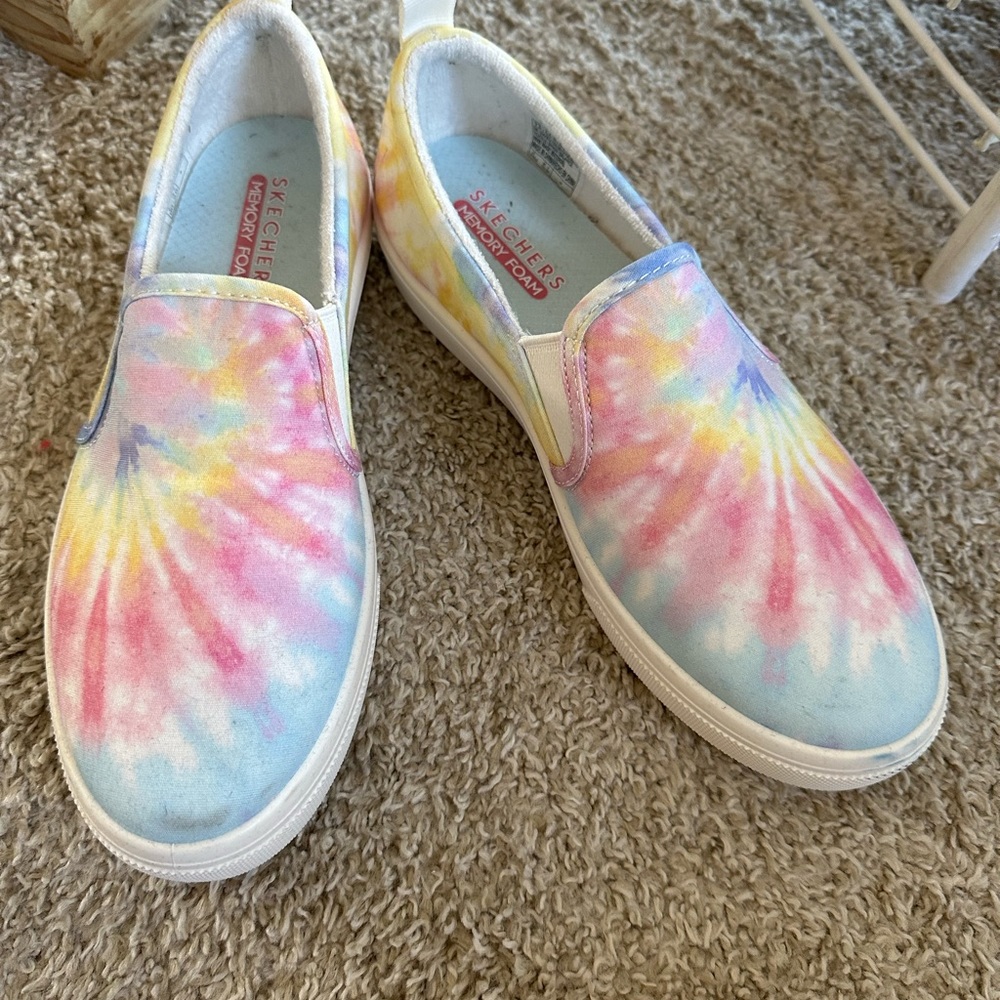 Skechers Tie Die New Slip On/ Rare and difficult to find. So cute just not worn!